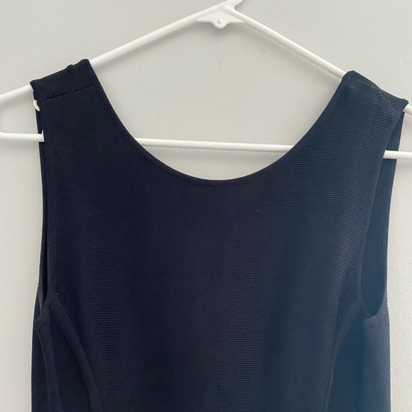 BCBG bodycon flare dress - Picture 4 of 5